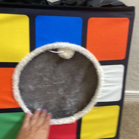 Adorable brand new Rubiks cube cat condo - Picture 5 of 7